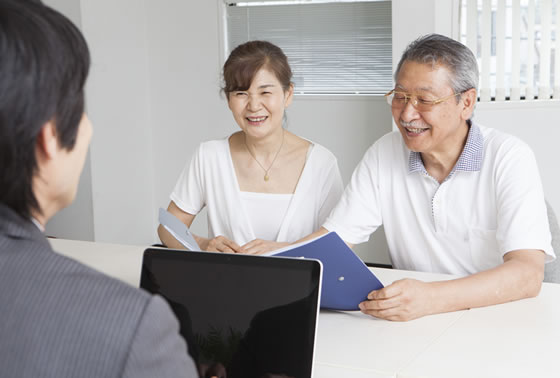 ケアマネジャーが利用者・家族のご希望や心身の状況に応じて介護計画を立案します